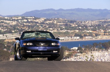 2001 GT