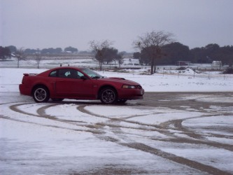2001 GT