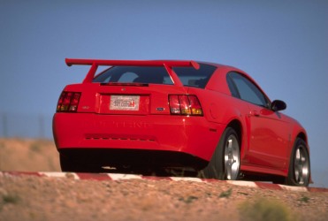 2000 Cobra R