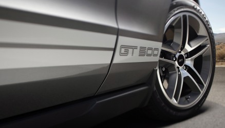 10ShelbyGT500_45.jpg