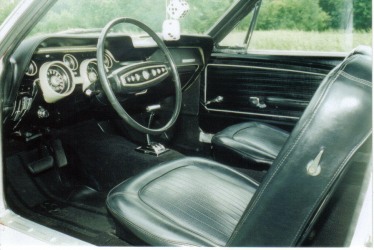 1968_505mustanginterior.jpg